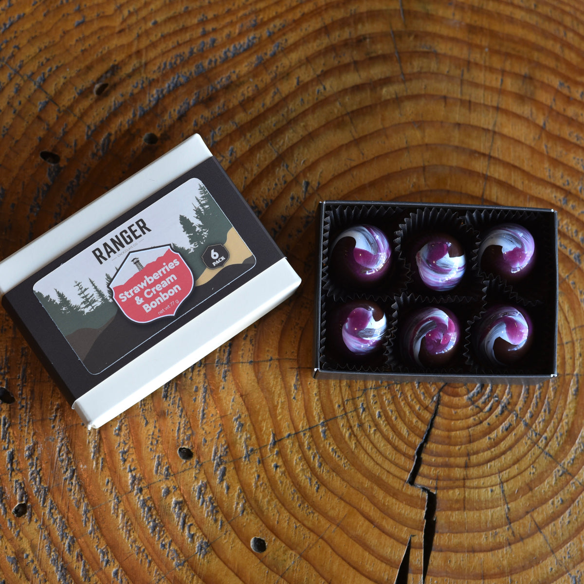 Strawberries & Cream Bonbon